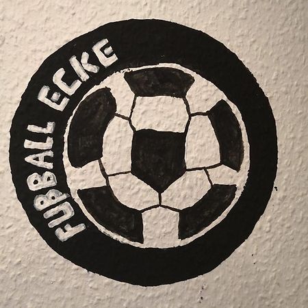 Fussball Ecke Niederneuendorf Экстерьер фото