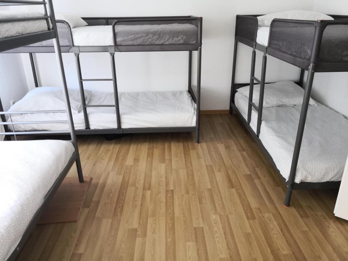 Fussball Ecke Niederneuendorf Номер фото